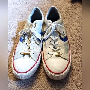 Custom The Assosiation Low Top Converse